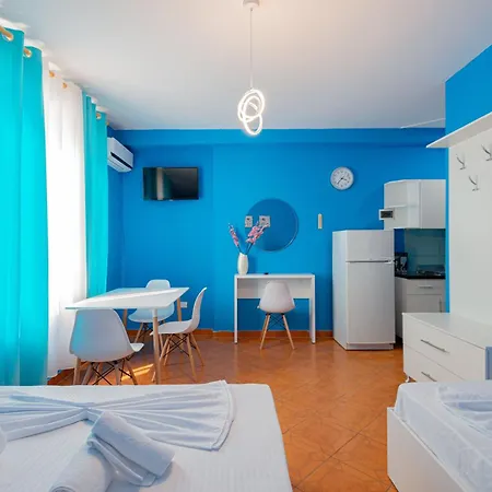 Al2 Apartment